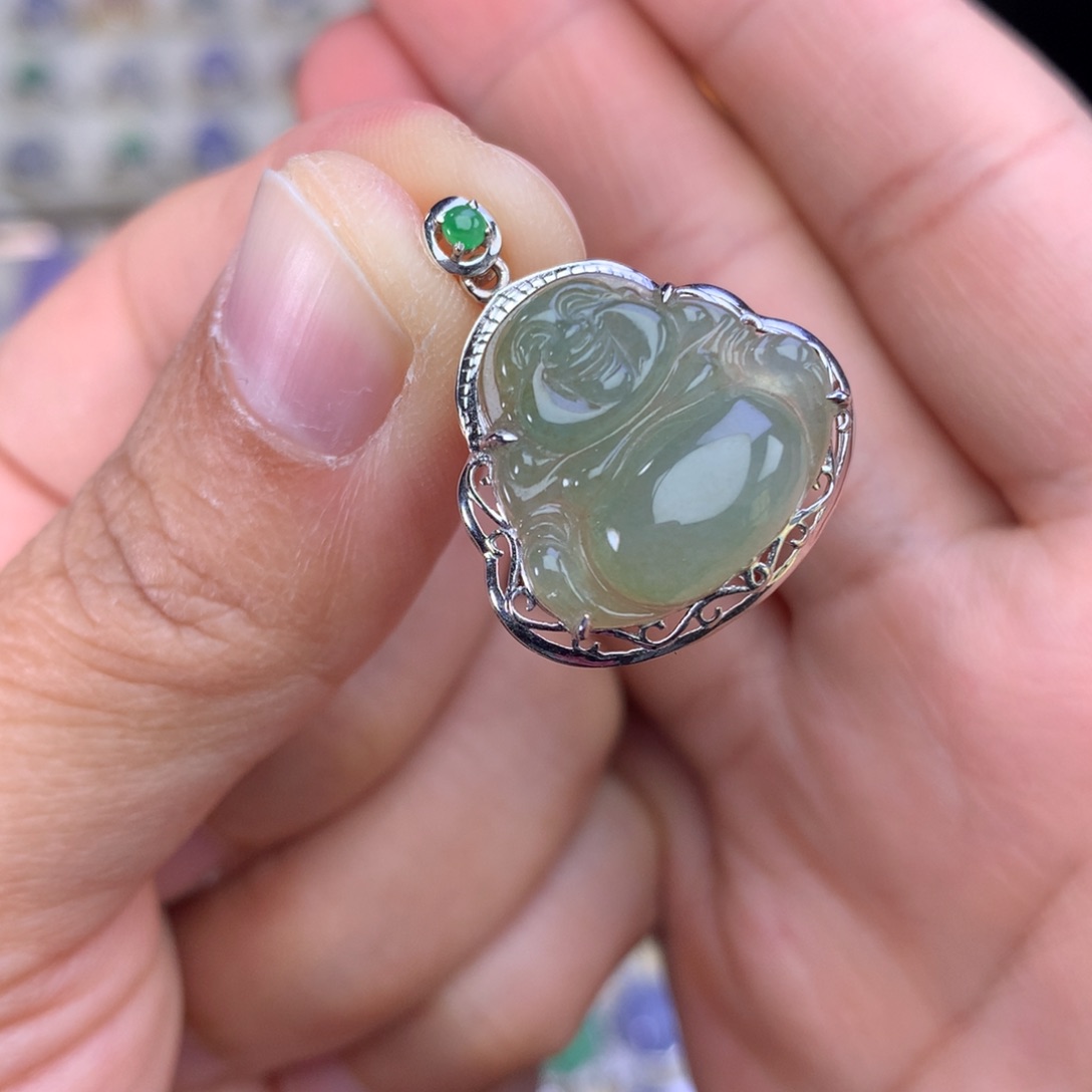 翡翠吊坠(不含链)18K金镶嵌