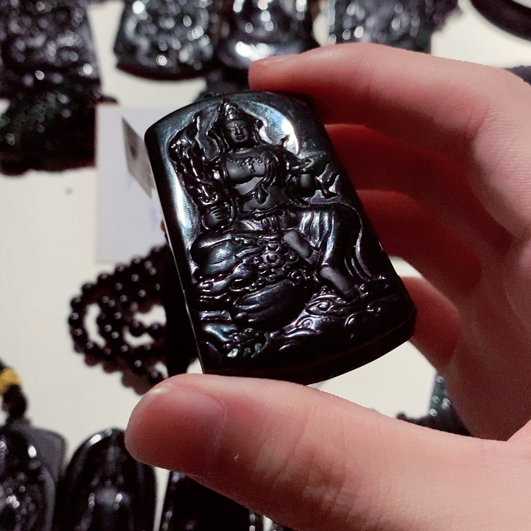 翡翠颈饰未镶嵌翡翠a