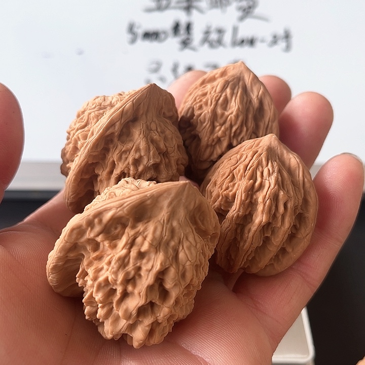 文玩核桃把件两对核桃