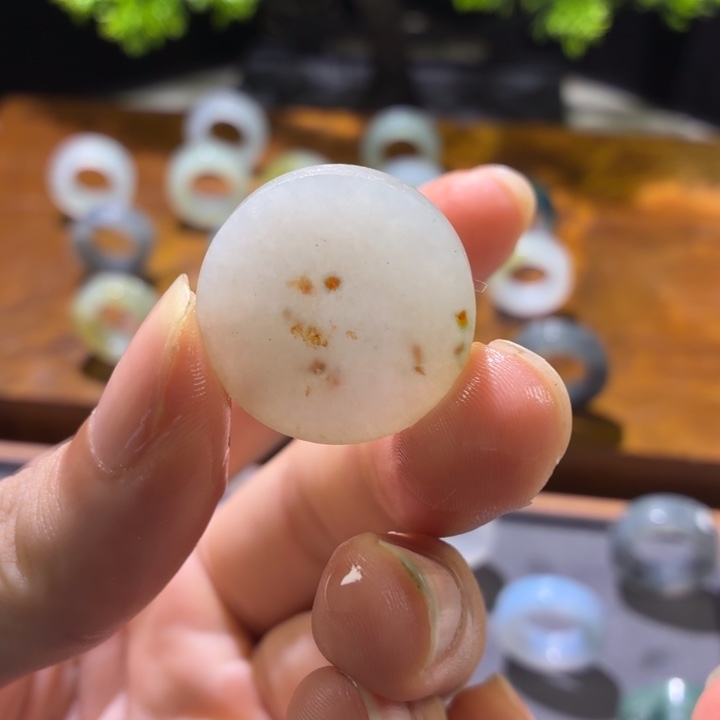 未镶嵌定制翡翠戒指