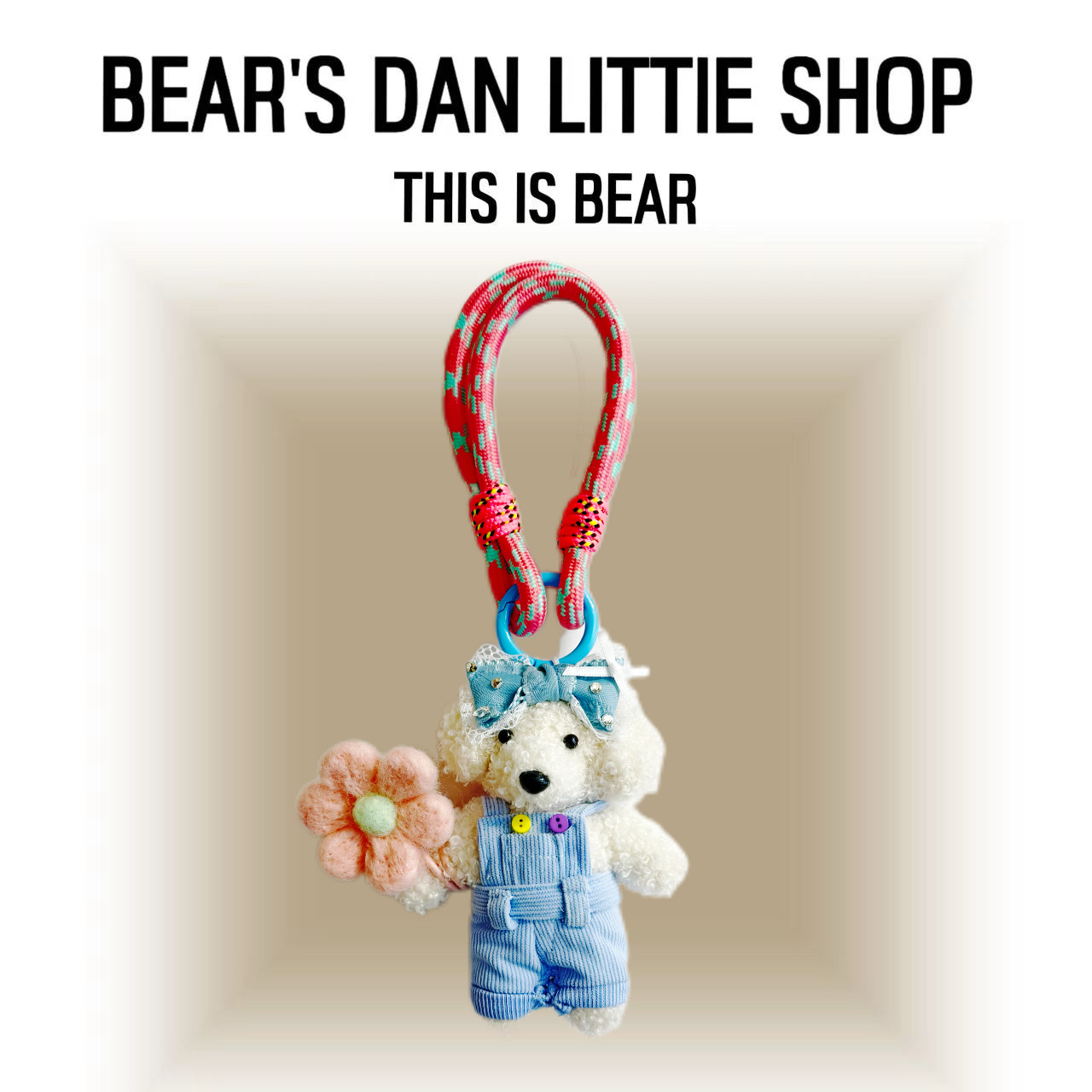 This is Bear•设计师原创包包挂件/手机挂饰/车挂/白色小狗背带裤
