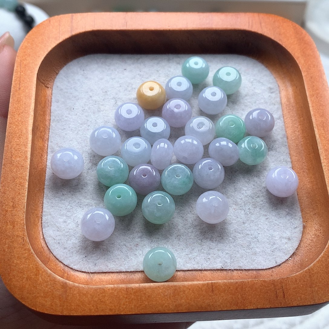 C***u翡翠未镶嵌手串股珠9.4