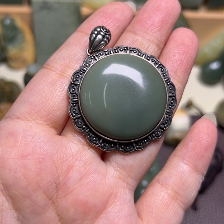 风***6岫岩河磨玉（透闪石质玉）未镶嵌颈饰