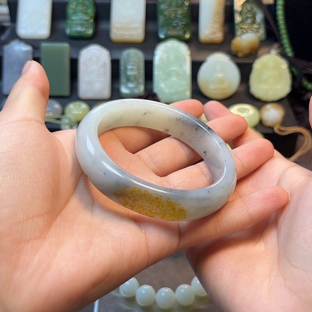 未镶嵌手链和田玉