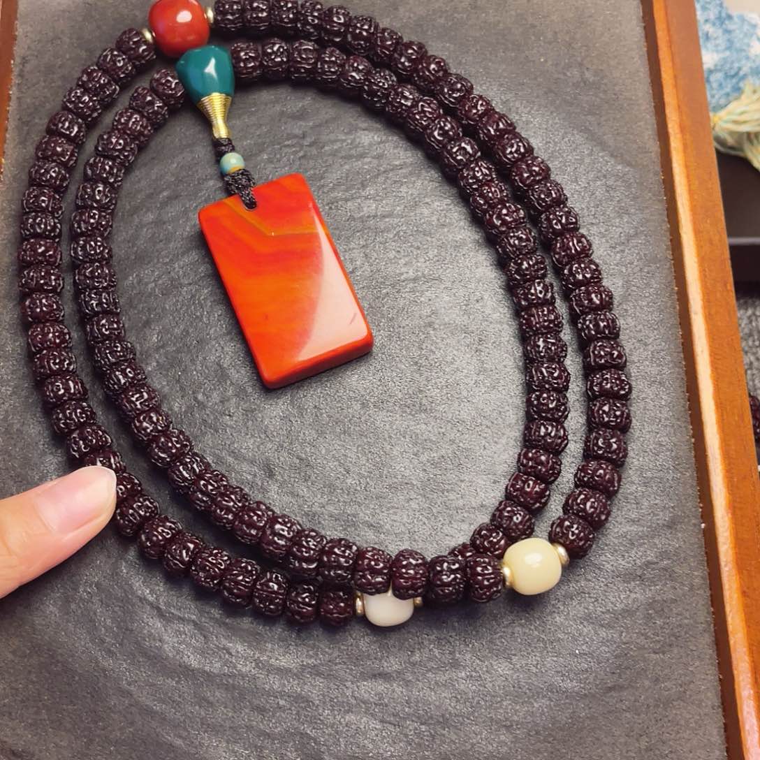 金刚菩提吊坠大*藏式直切一代龙黑金