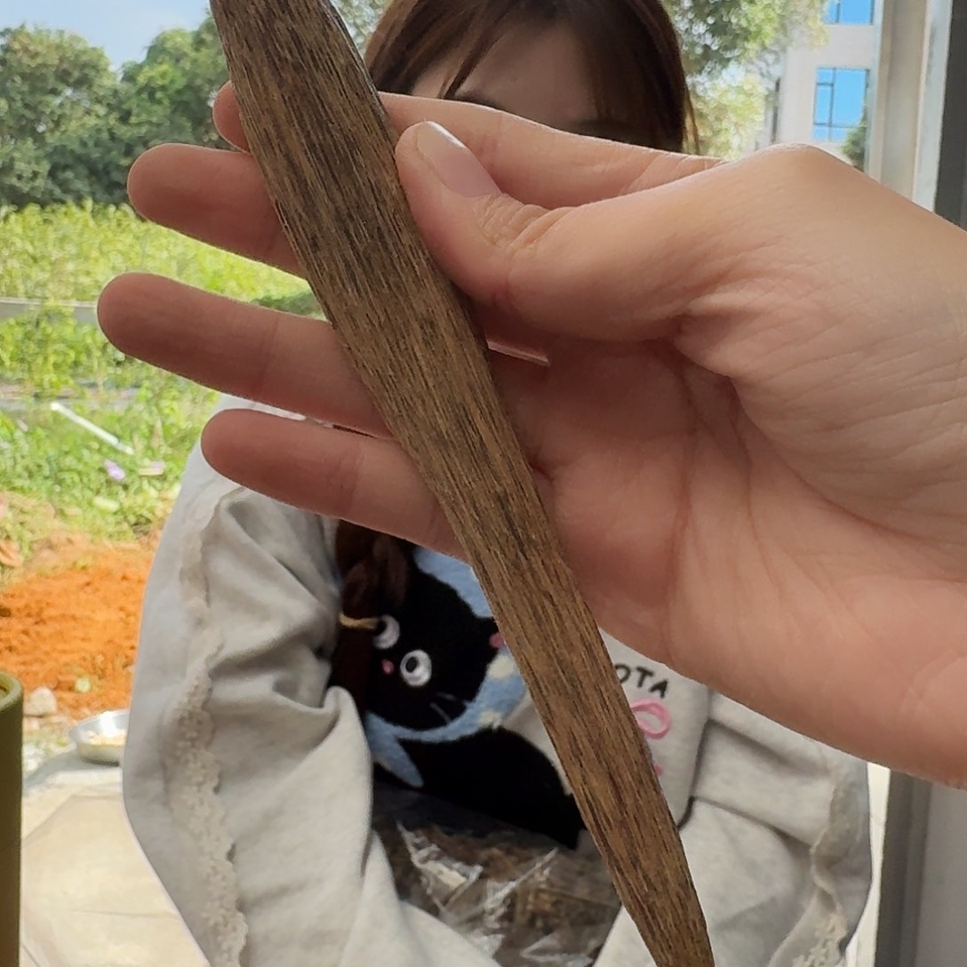 沉香沉香碎屑11号达拉干树心油棍料10克