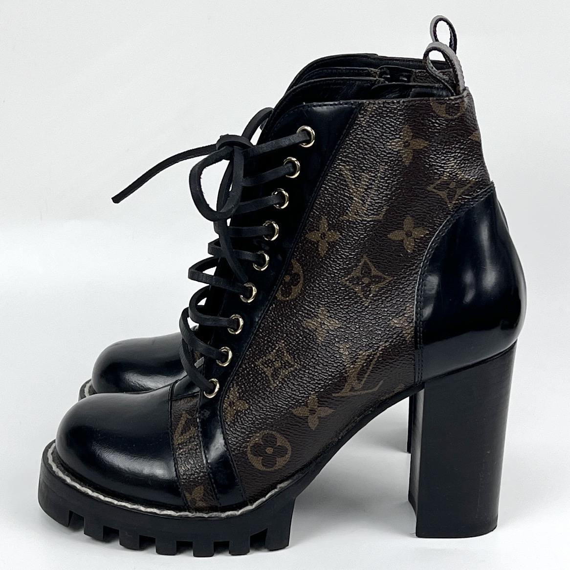 95新 LouisVuitton/路易威登 37.5码 棕老花满印高跟靴 lm4041