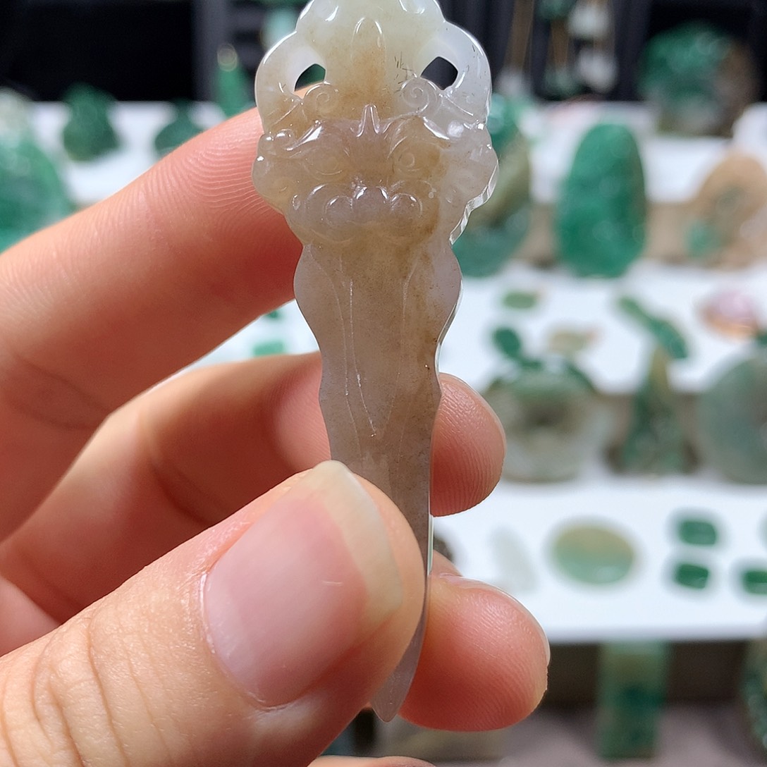 未镶嵌独山玉颈饰