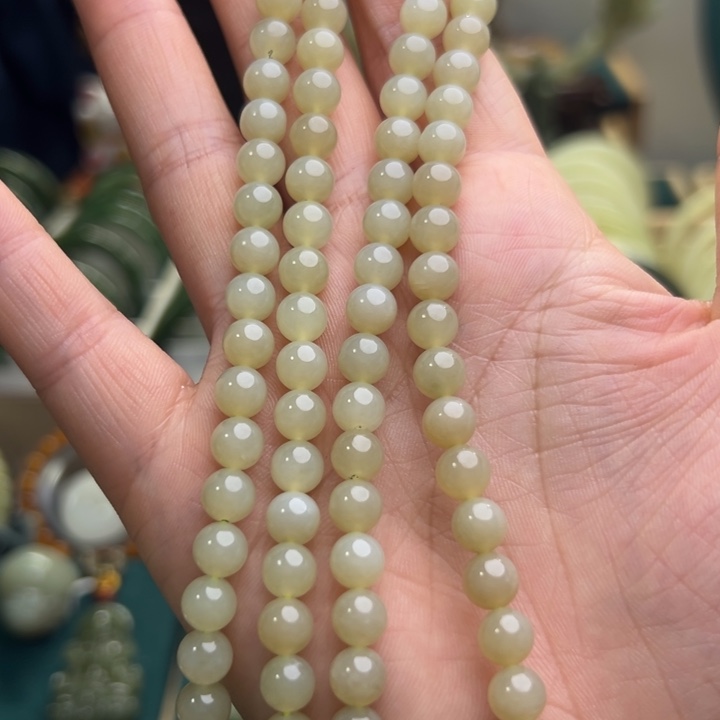 和田玉颈饰未镶嵌黄口108卡7