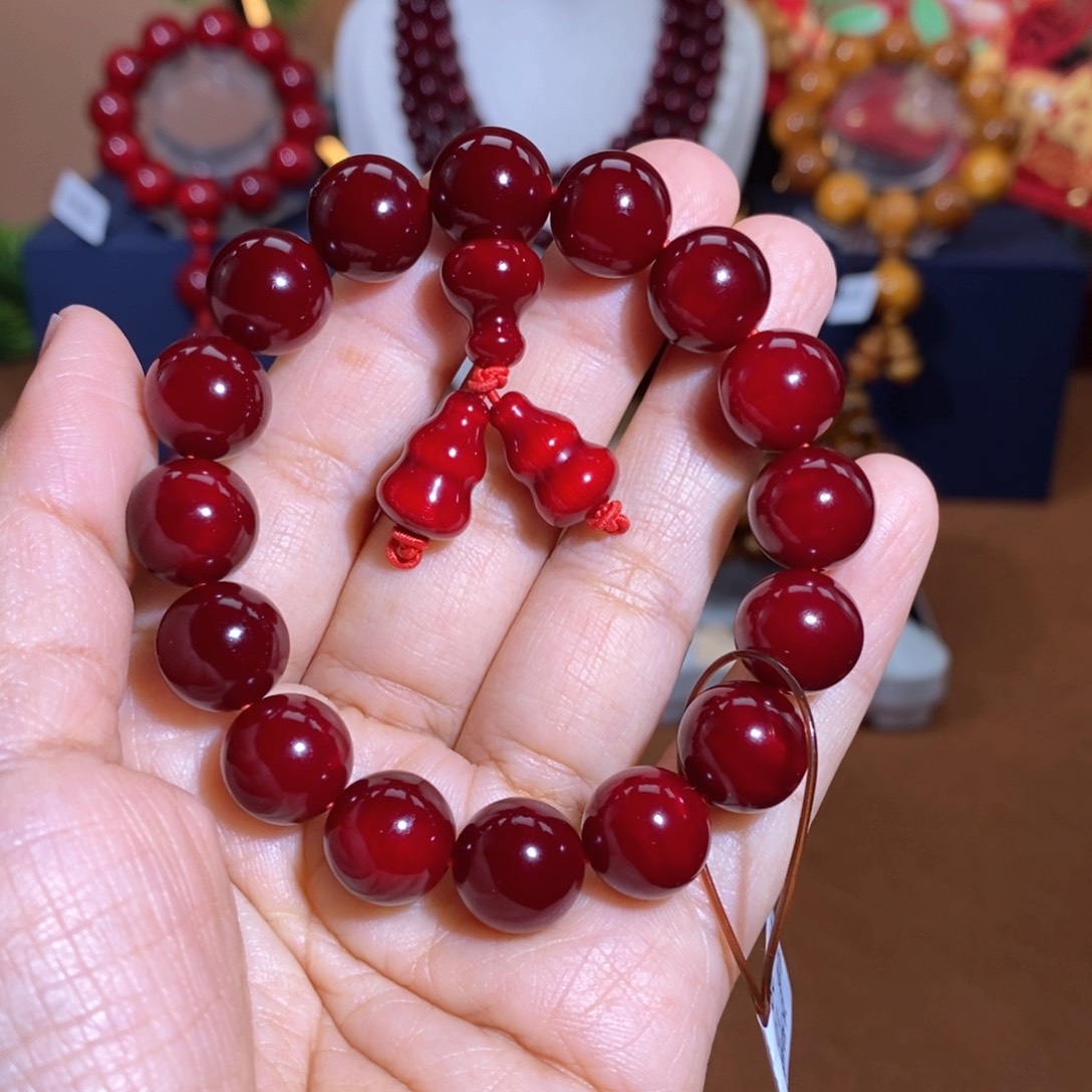 贝壳杉帝王血龙木1.2冰料天花板