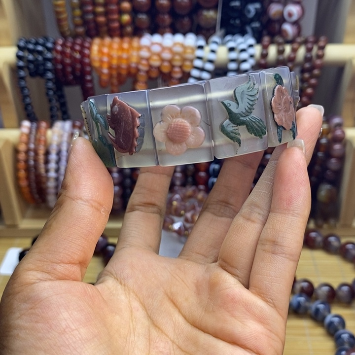 蛐***蟀玛瑙/玉髓手链未镶嵌