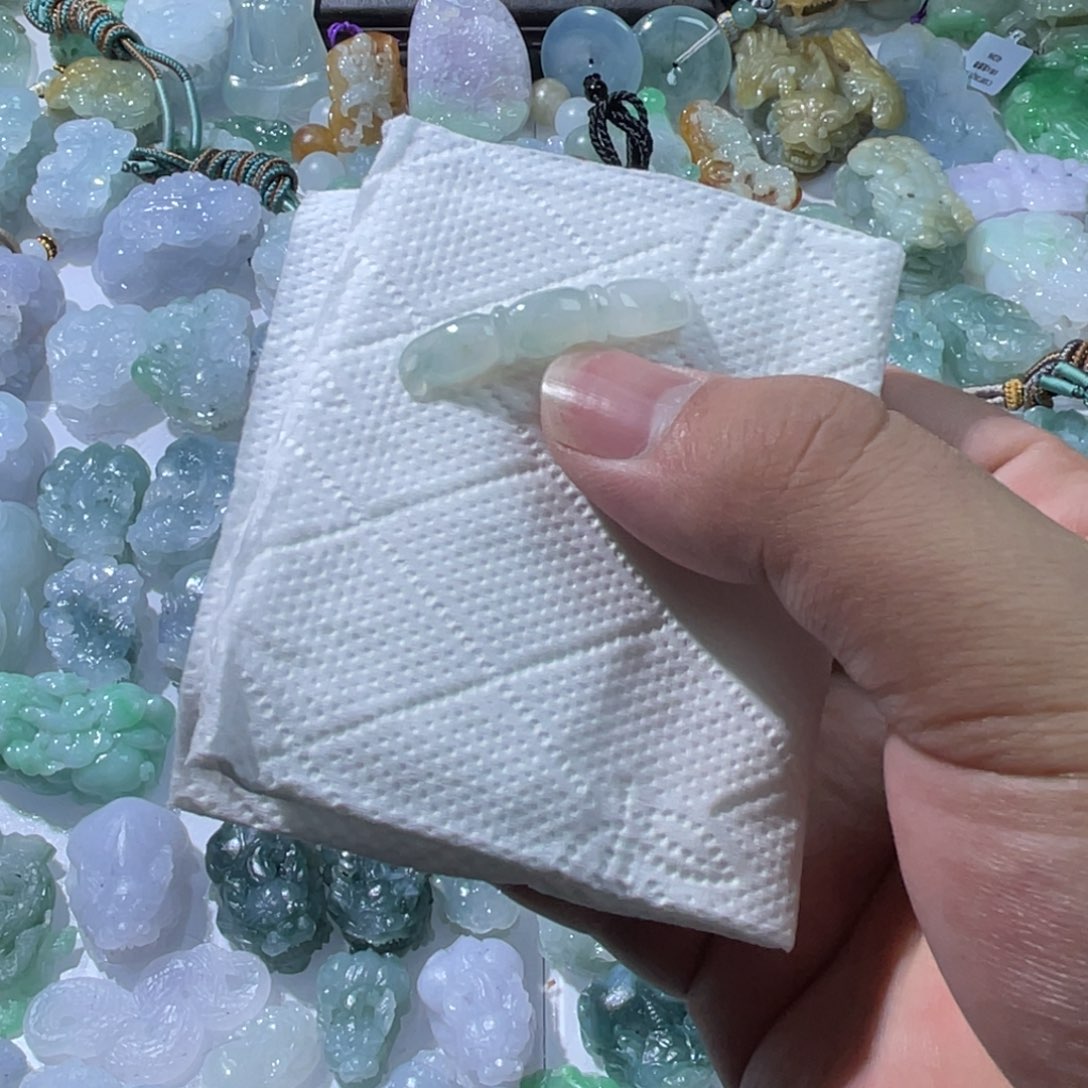 翡翠未镶嵌颈饰天然