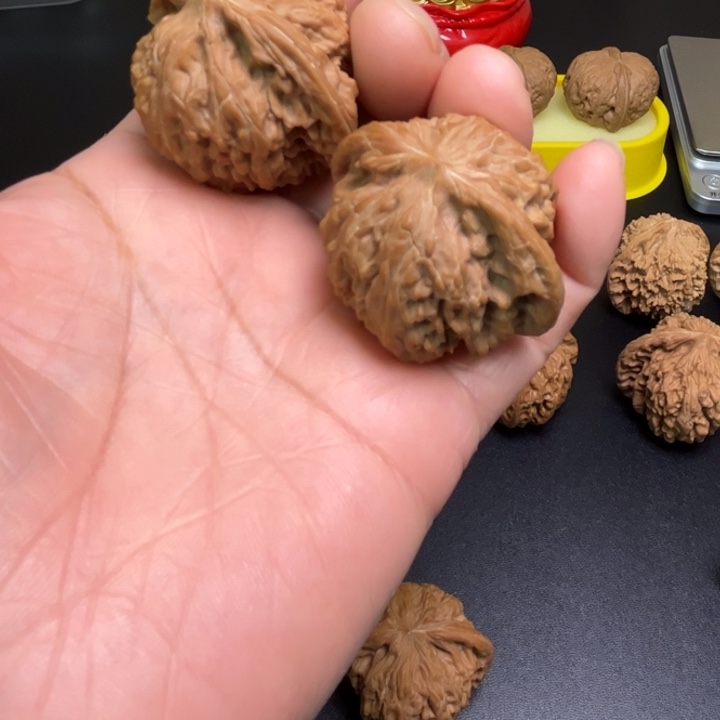 文***饼桃核吊坠磨盘39尺寸