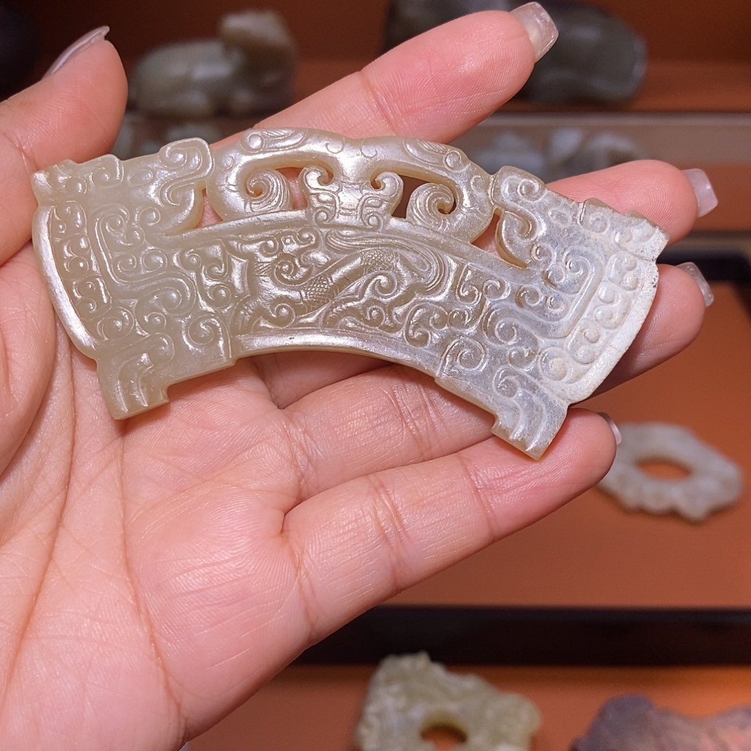 和田玉挂件未镶嵌一**伴