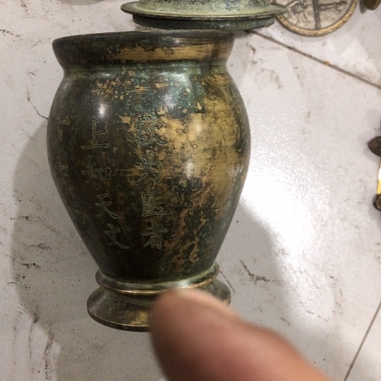 中***乡闪电购铜摆件工艺品
