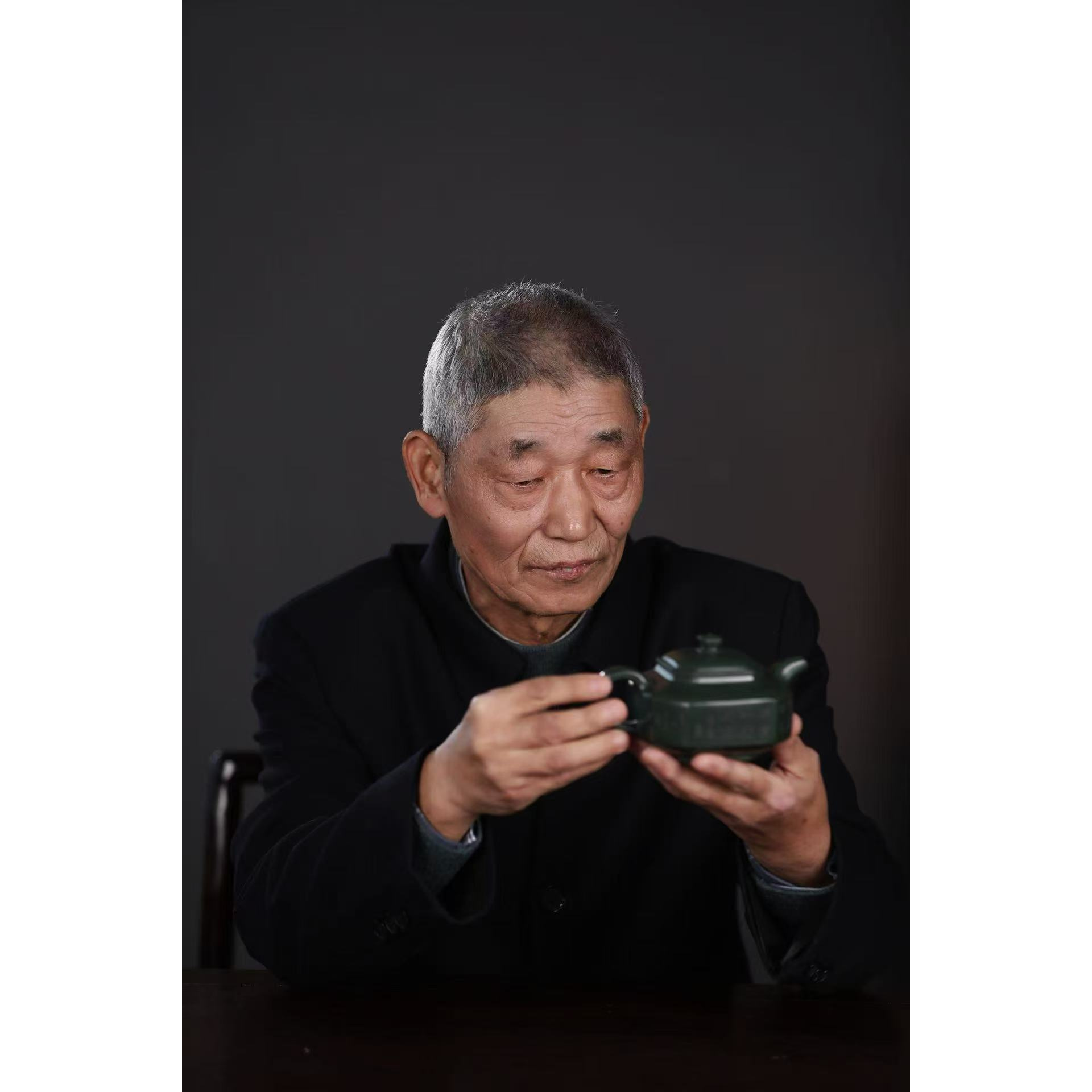 51号[顾海荣专场]宜兴黄龙山原矿手工紫砂壶