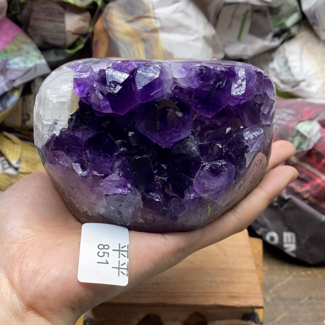 紫晶乌拉圭未镶嵌