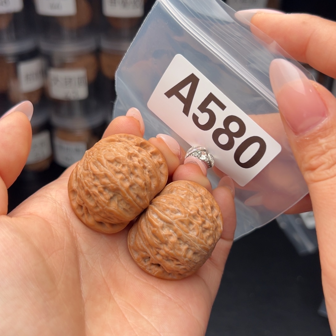 文玩核桃吊坠铁锤37全品