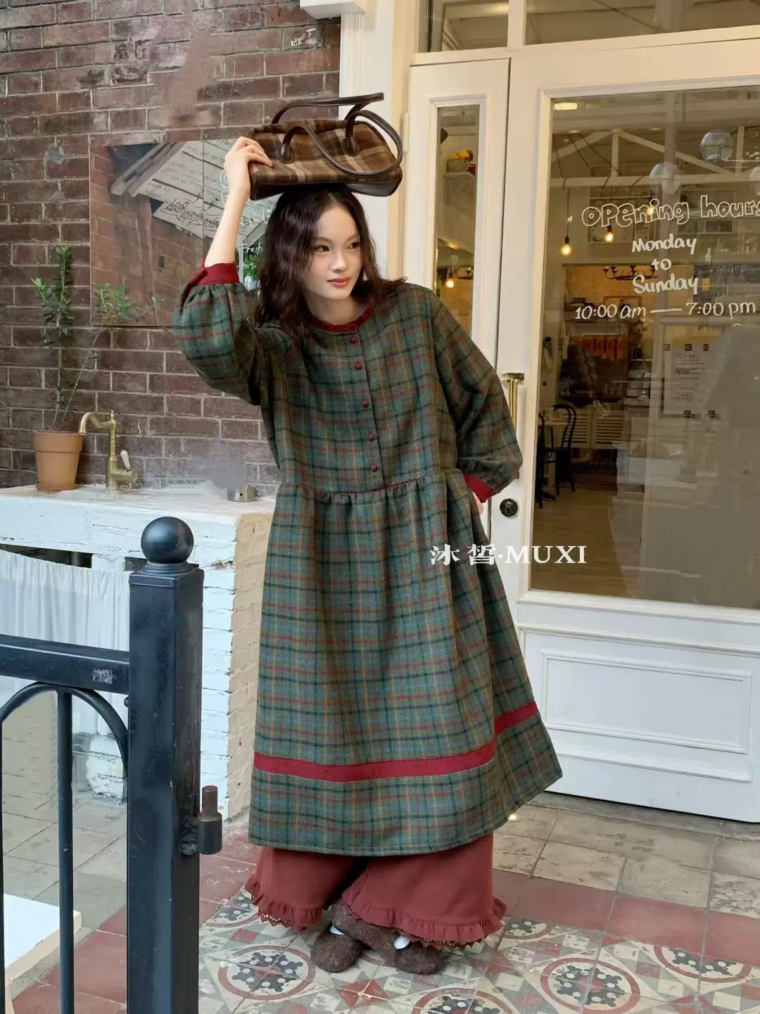 日系复古圣诞毛呢加绒格子宽松连衣裙（裙长116胸围126）