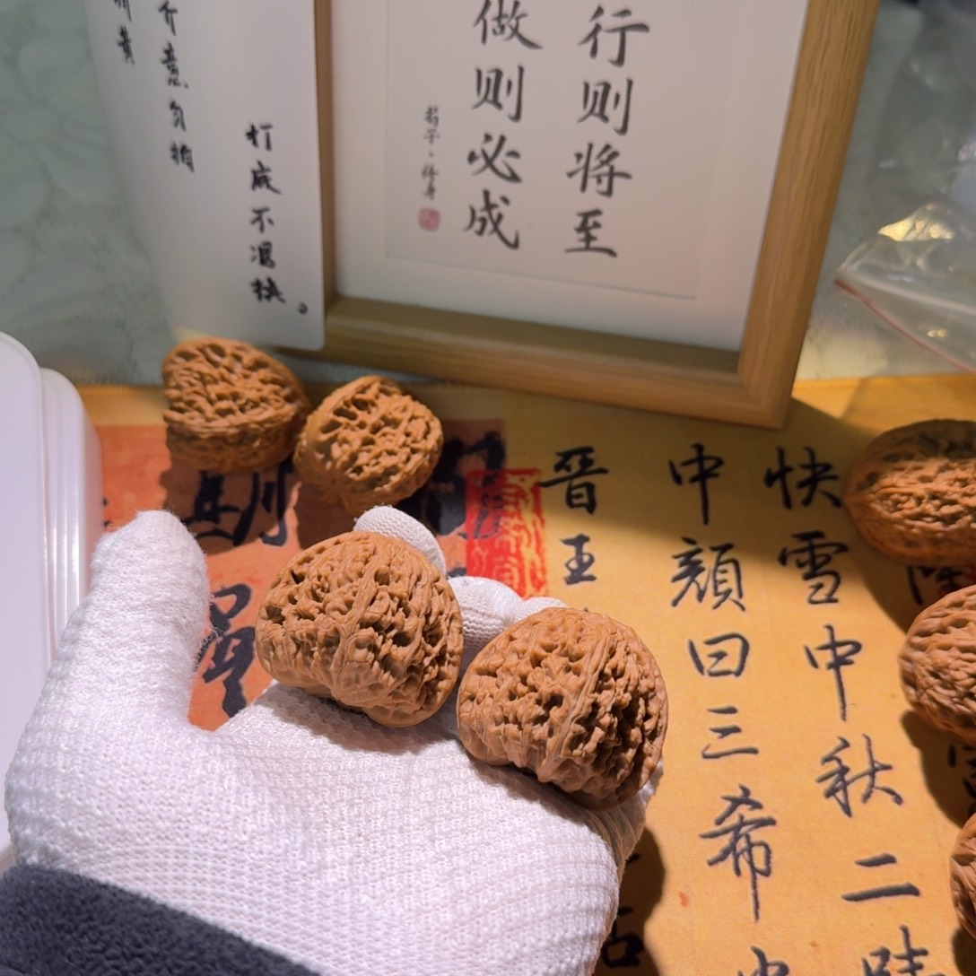 关***吊坠文玩核桃42团子南疆石