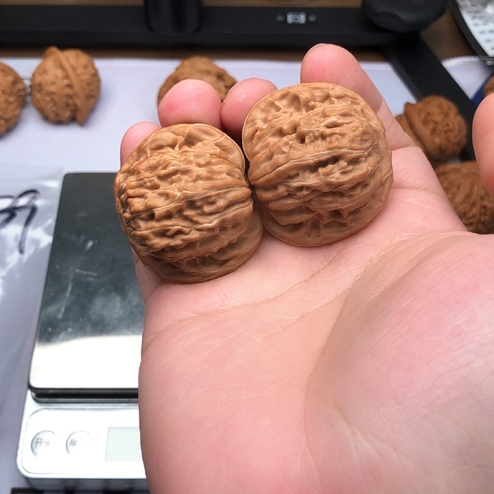 文玩核桃吊坠39全品24年汉高楼