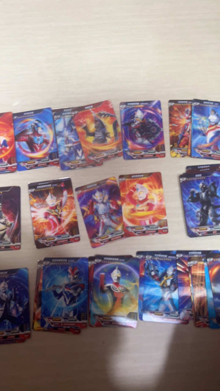 奥特曼卡片随机30张，