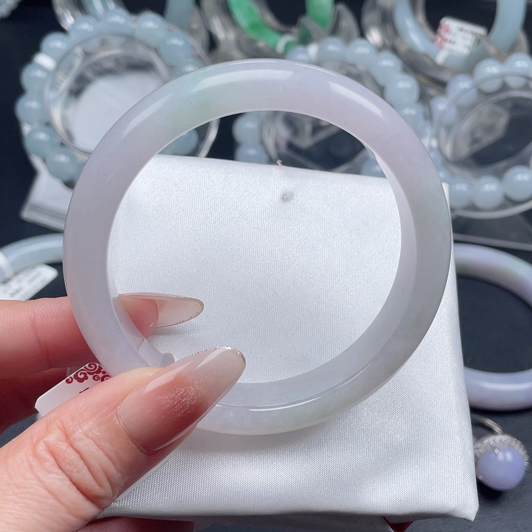 翡翠未镶嵌手镯034.56