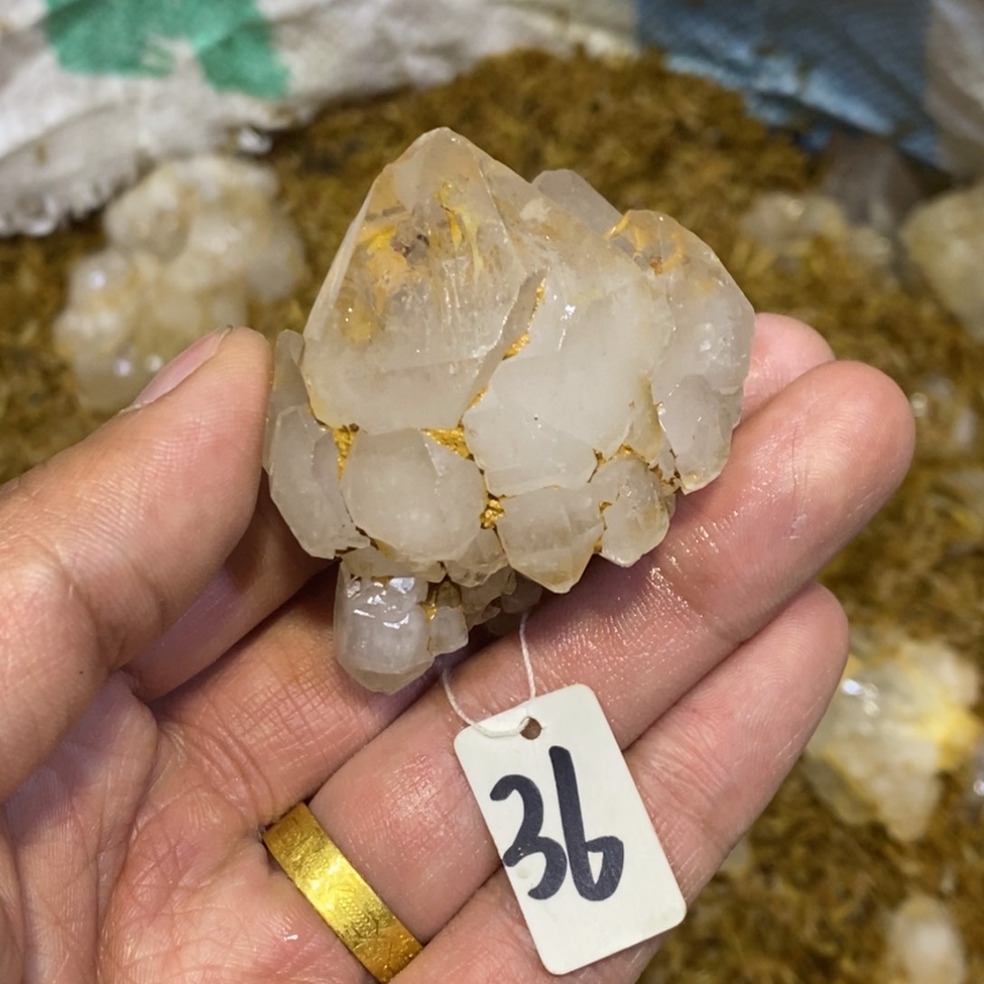 水晶水晶原石摆件未镶嵌