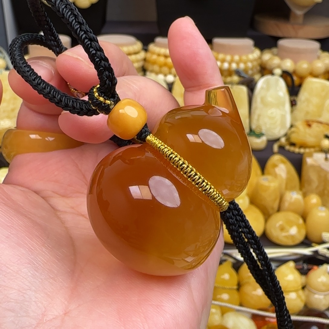 琥珀套链未镶嵌天然俄料蜜糖红蜜蜡葫芦吊坠
