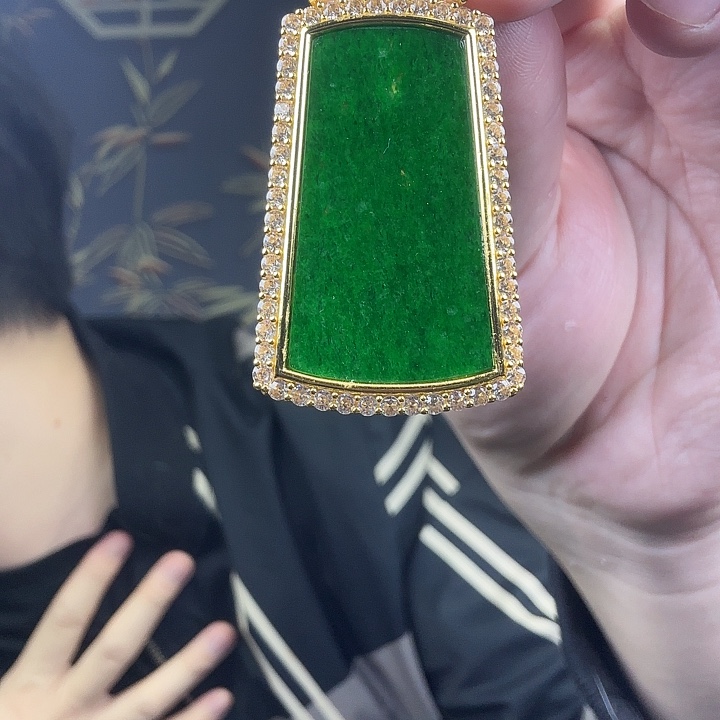 翡翠吊坠(不含链)银S925镶嵌特价 有白点