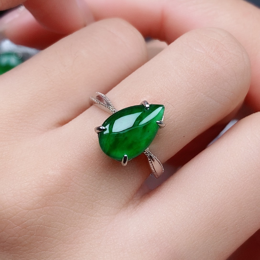 翡翠戒指银S925镶嵌戒指