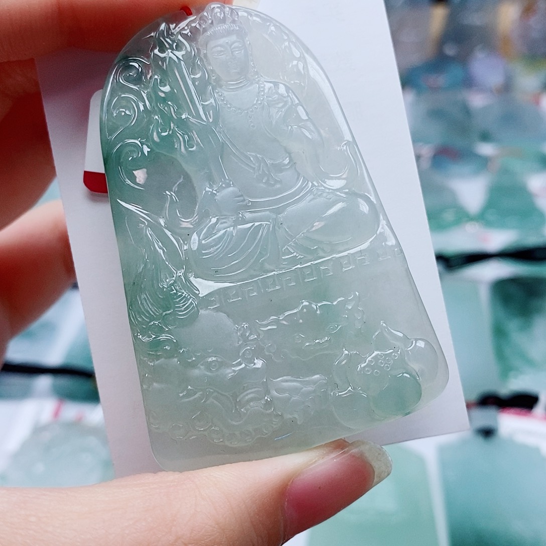 A***n翡翠未镶嵌颈饰翡翠