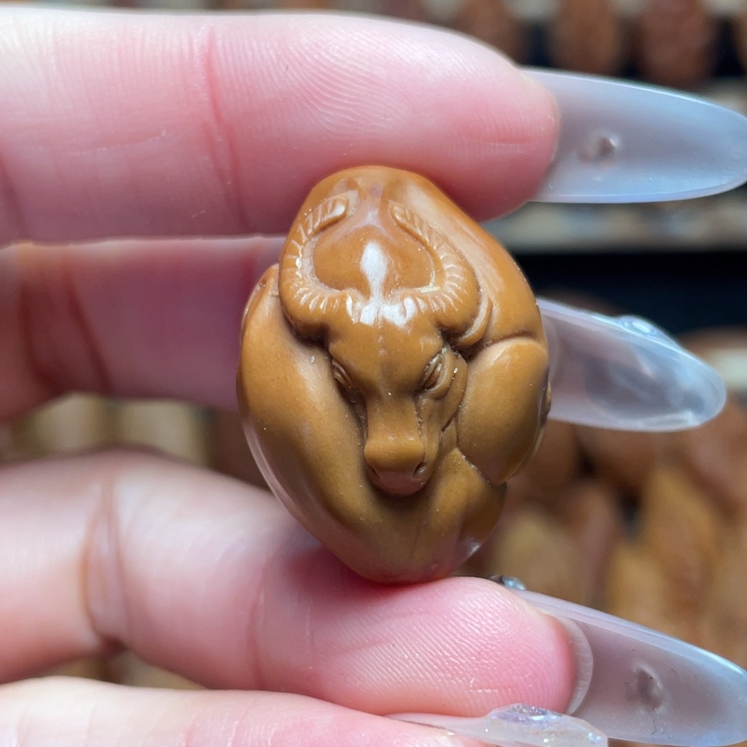 把件橄榄核扭转乾坤