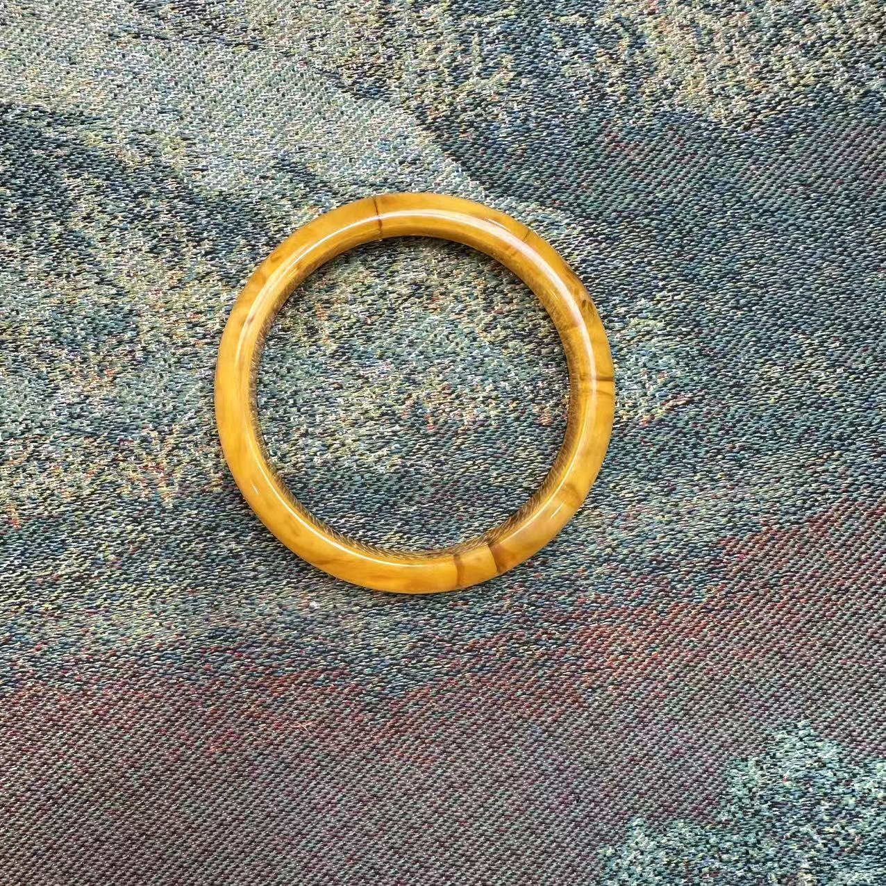 瑞哥专属蜜蜡手镯A100015