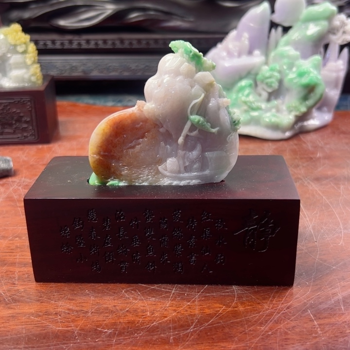 翡翠摆件未镶嵌翡翠