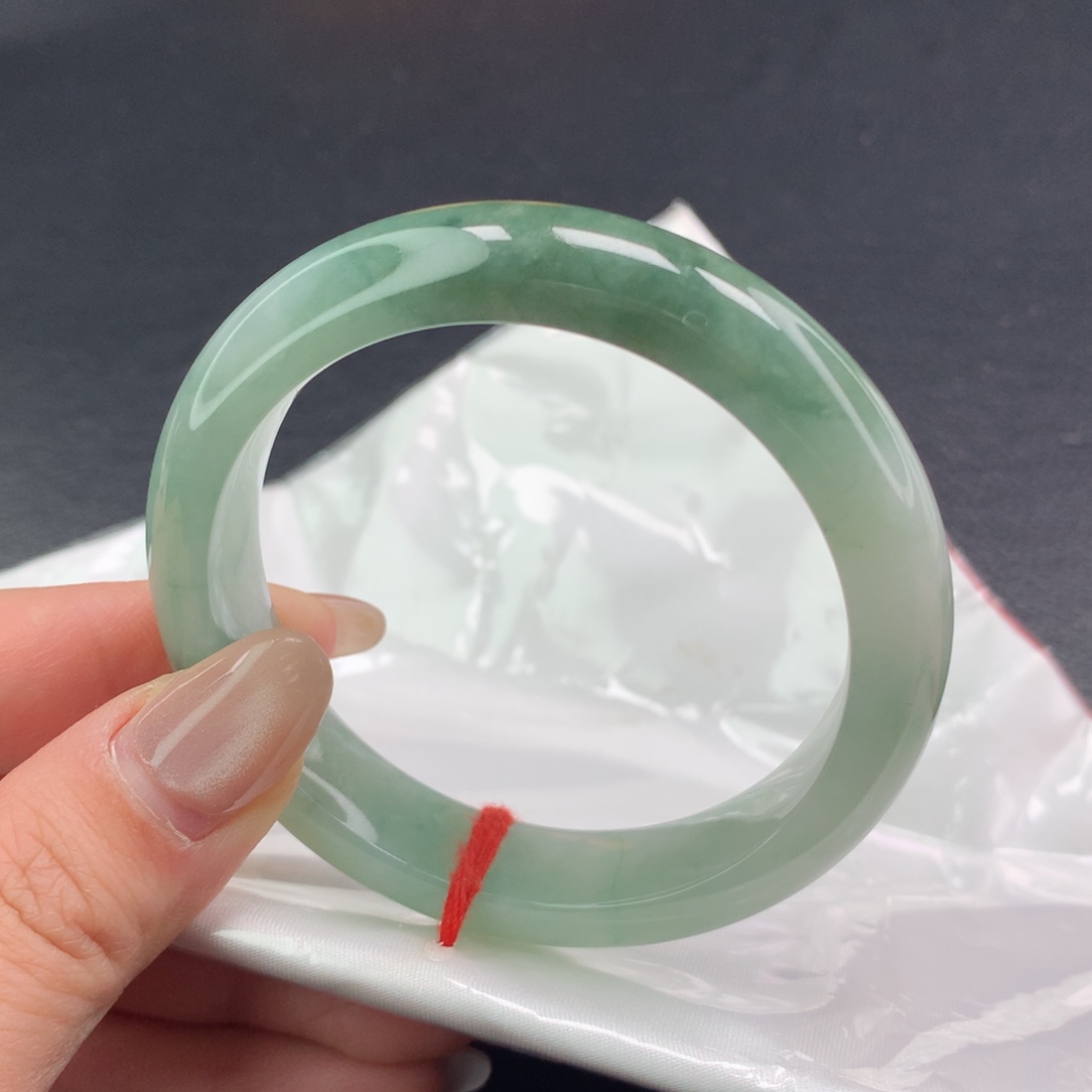 翡翠手镯未镶嵌（8号）