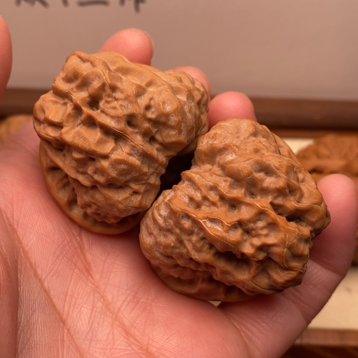 【闪购商品】把件文玩核桃边41左右
