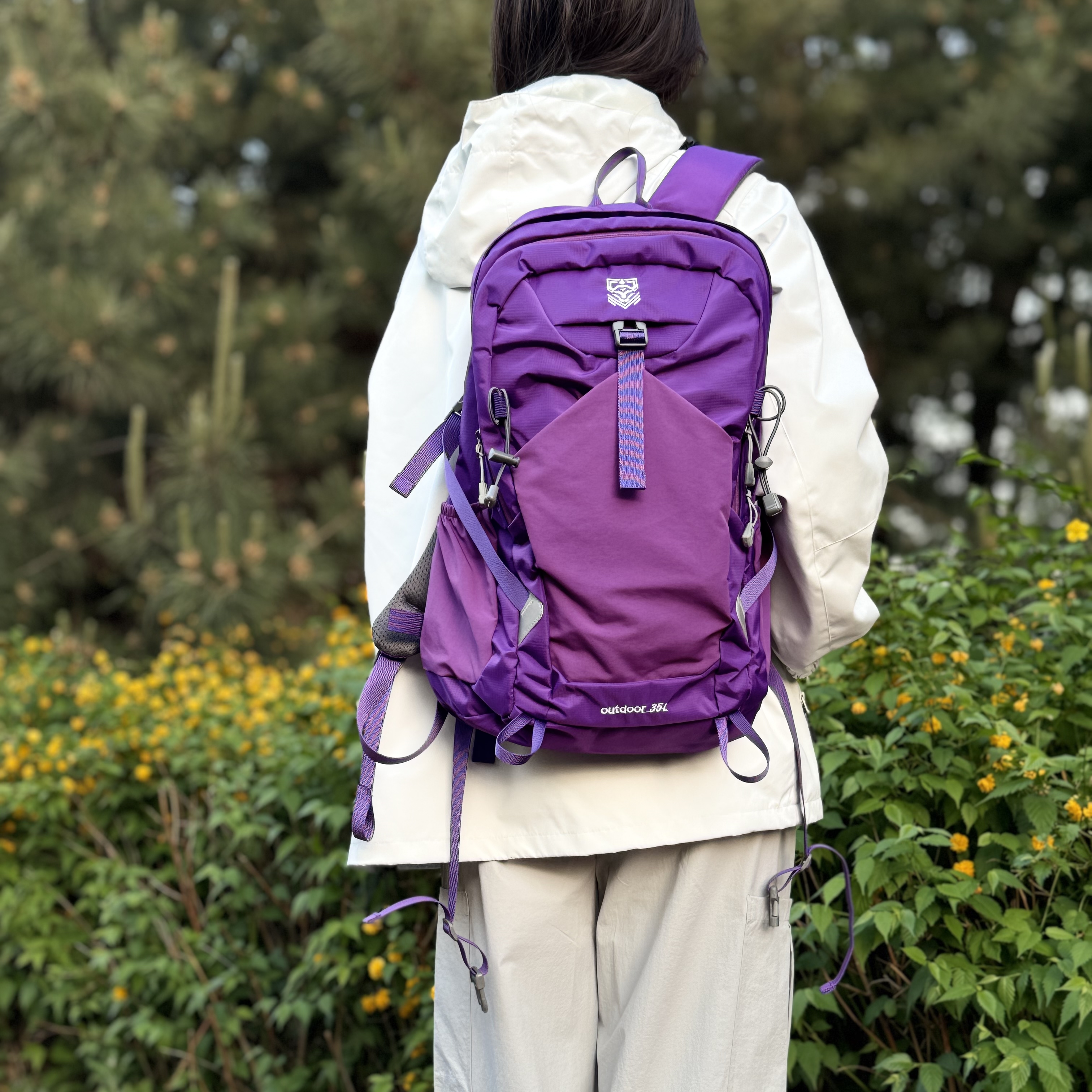 30升超轻登山包多功能休闲旅行背包男女款款徒步露营户外旅行包