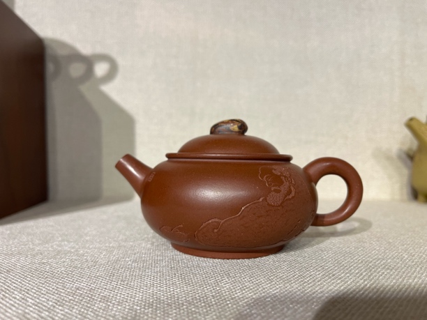 翠玉凝香壶高壮明手制150 c c底槽青纯手工精美