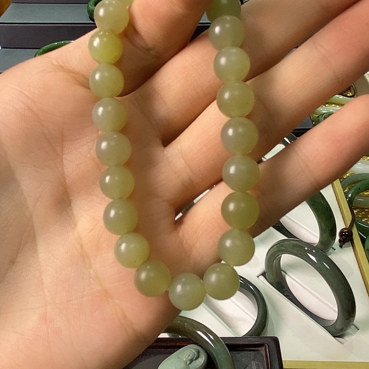 和田玉未镶嵌手链