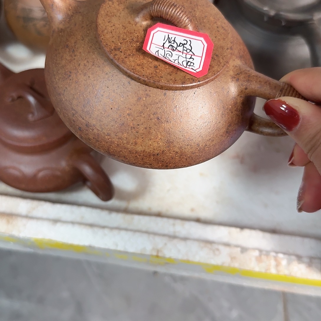 紫砂茶壶黄龙山龙骨金砂190