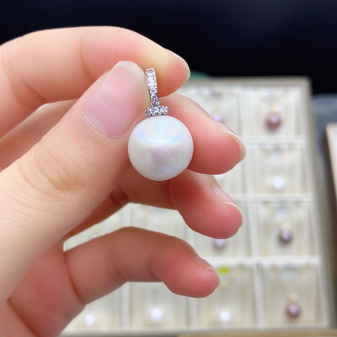 淡水珍珠颈饰合金