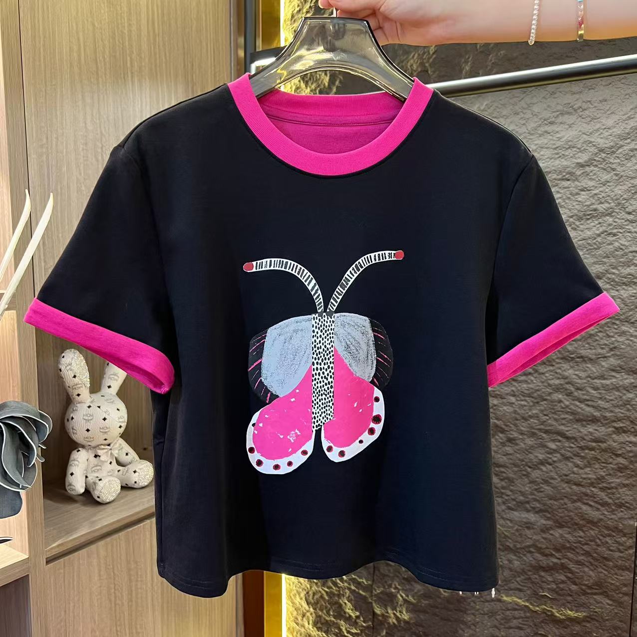 （果果专属）初夏上新蝴蝶时尚黑色圆领潮流T恤短袖上衣A271