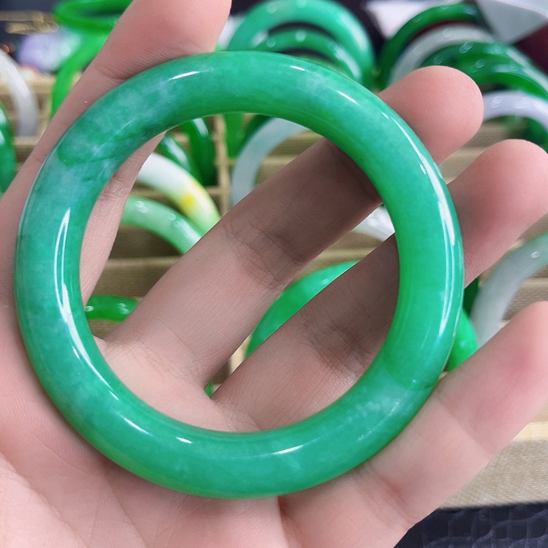 翡翠手镯未镶嵌宏***❤多样性