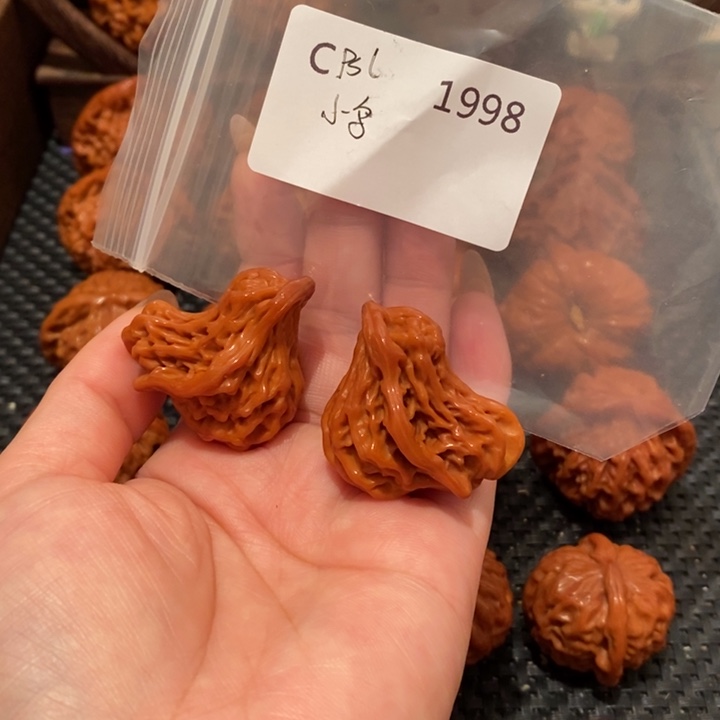 水***木文玩核桃吊坠精品