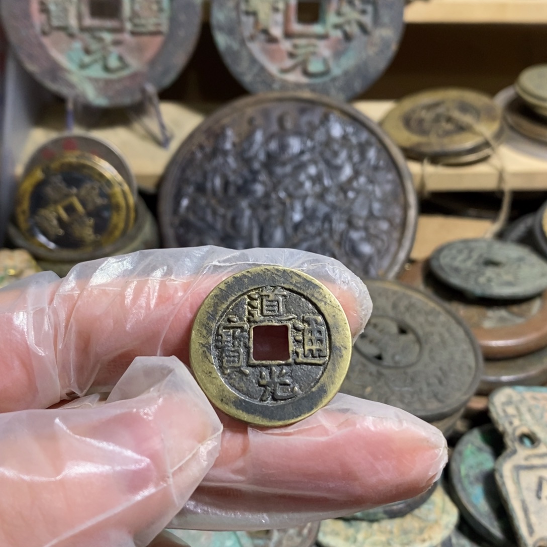 大***骑铜现代工艺品学习币