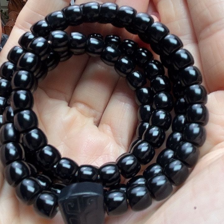 和田玉（墨玉）未镶嵌颈饰卡8直切珠宝级