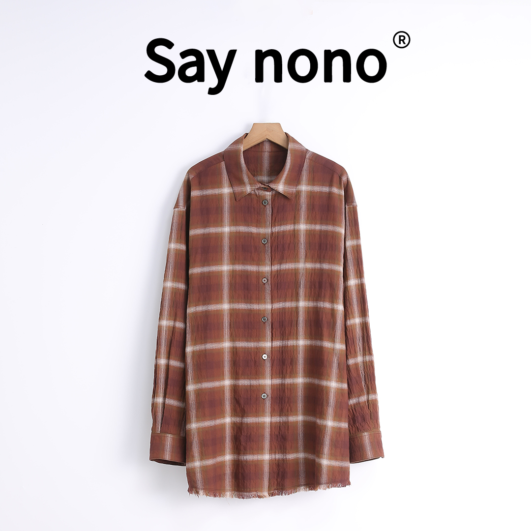 懒猫nono│Saynono 不羁个性＿修饰身形衣摆绒绒毛边衬衫 /WGD2414