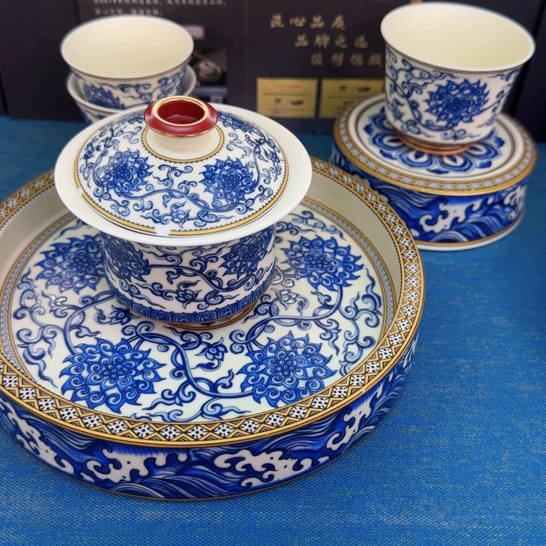 这些盖碗真好看！！！