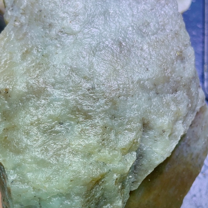 和田玉未镶嵌珠宝半成品